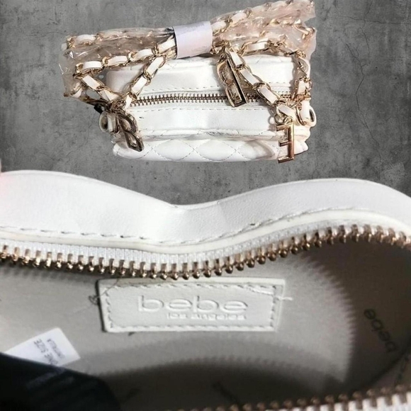 🤍 Bebe White Quilted Heart Crossbody Bag — Mini — Y2K / Coquette - Picture 3 of 3
